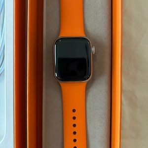 Apple Watch Hermes Series 8 41mm Silver Stainless CEL
